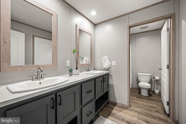 1017 SUNHIGH DR, West Chester, PA 19380