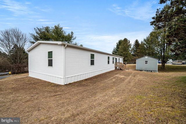 1017 SUNHIGH DR, West Chester, PA 19380