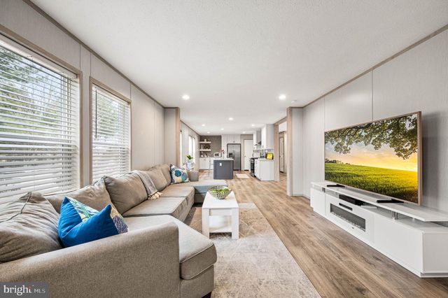 1017 SUNHIGH DR, West Chester, PA 19380