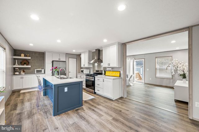 1017 SUNHIGH DR, West Chester, PA 19380