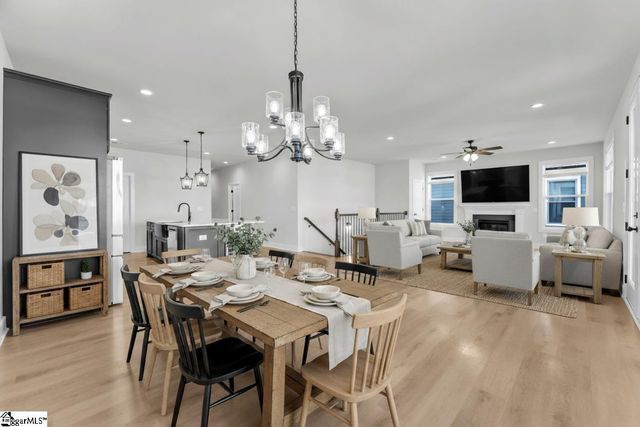 518 Coolwater Drive, Taylors, SC 29687