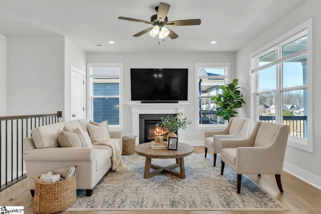 518 Coolwater Drive, Taylors, SC 29687