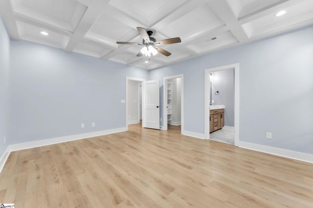 518 Coolwater Drive, Taylors, SC 29687