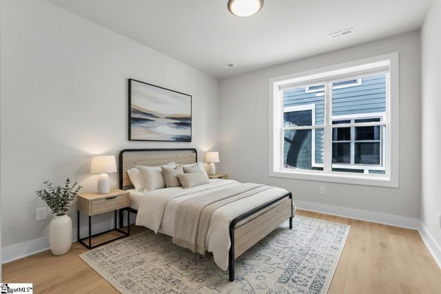 518 Coolwater Drive, Taylors, SC 29687