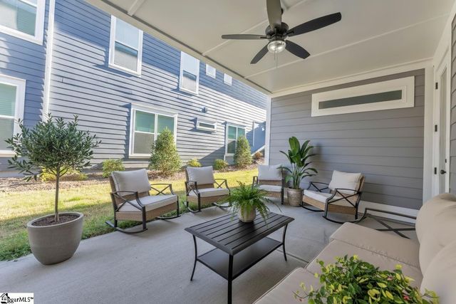 518 Coolwater Drive, Taylors, SC 29687