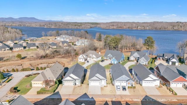 518 Coolwater Drive, Taylors, SC 29687