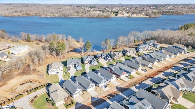 518 Coolwater Drive, Taylors, SC 29687