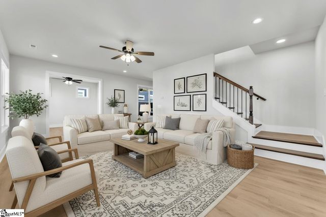 518 Coolwater Drive, Taylors, SC 29687