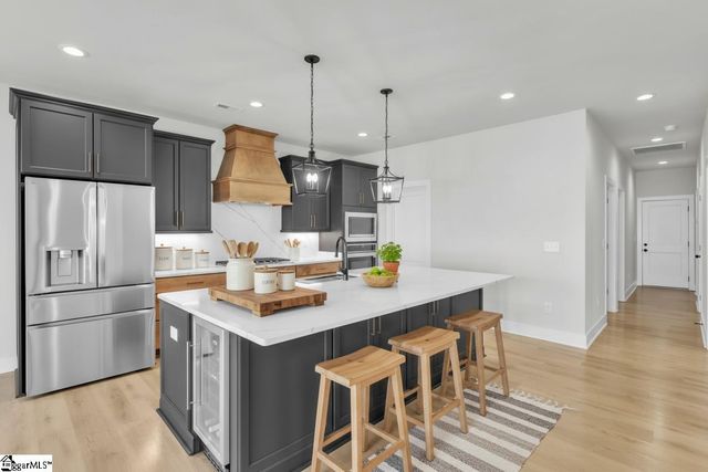 518 Coolwater Drive, Taylors, SC 29687