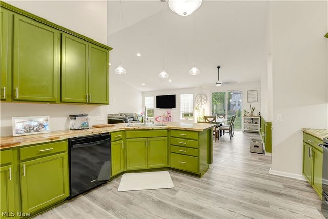10449 Maryland Street, Aurora, OH 44202