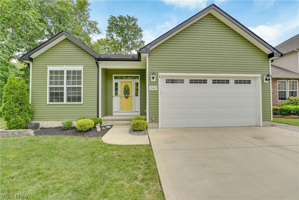 10449 Maryland Street, Aurora, OH 44202