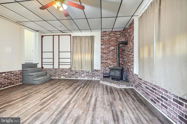 2215 LODGE FARM RD, Baltimore, MD 21219