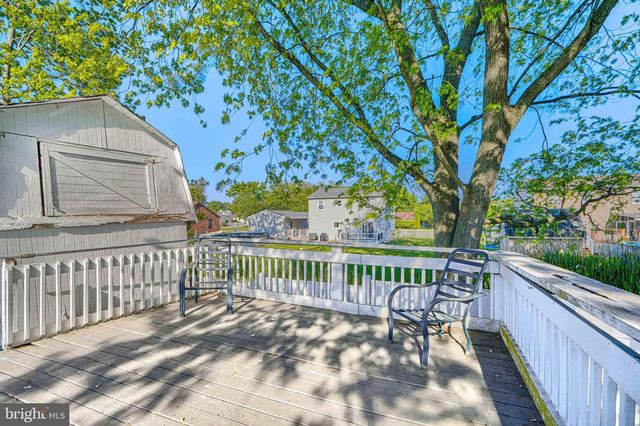 2215 LODGE FARM RD, Baltimore, MD 21219