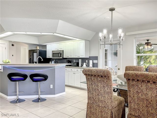 501 SW 28th TER, Cape Coral, FL 33914