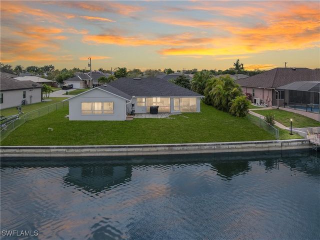 501 SW 28th TER, Cape Coral, FL 33914