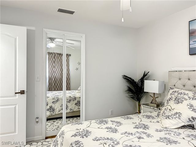 501 SW 28th TER, Cape Coral, FL 33914