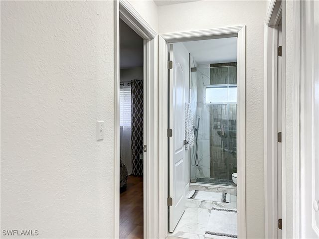 501 SW 28th TER, Cape Coral, FL 33914