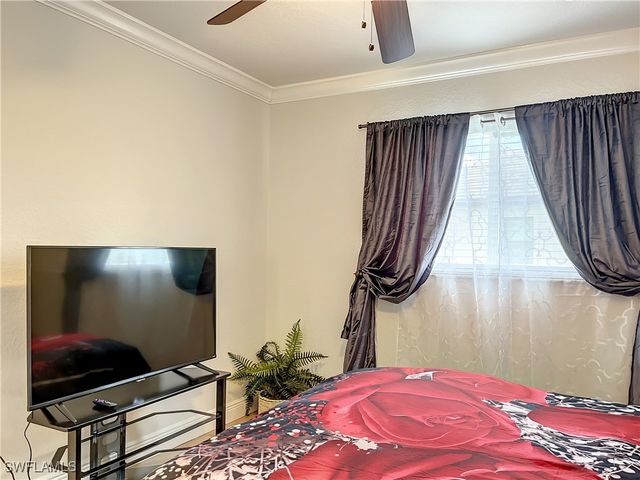 501 SW 28th TER, Cape Coral, FL 33914