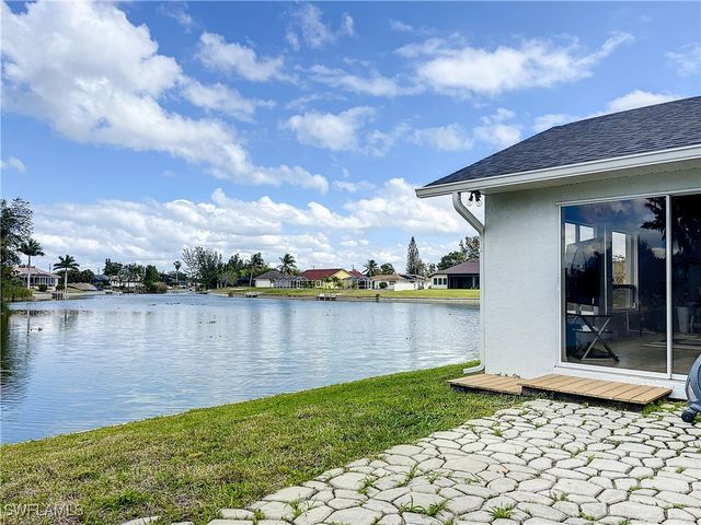 501 SW 28th TER, Cape Coral, FL 33914