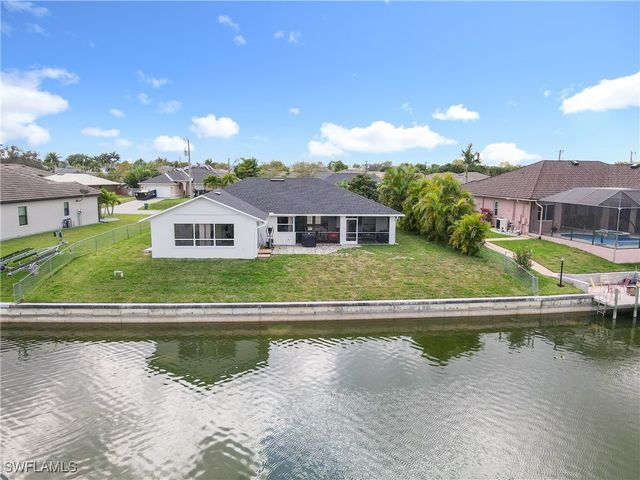 501 SW 28th TER, Cape Coral, FL 33914