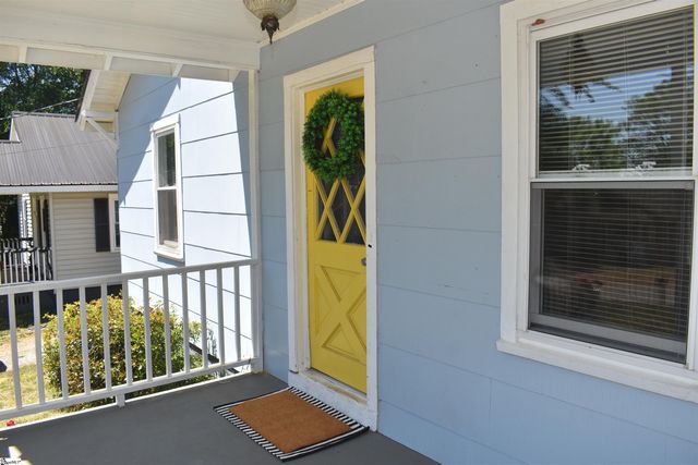 500 W 4th Avenue, Easley, SC 29640