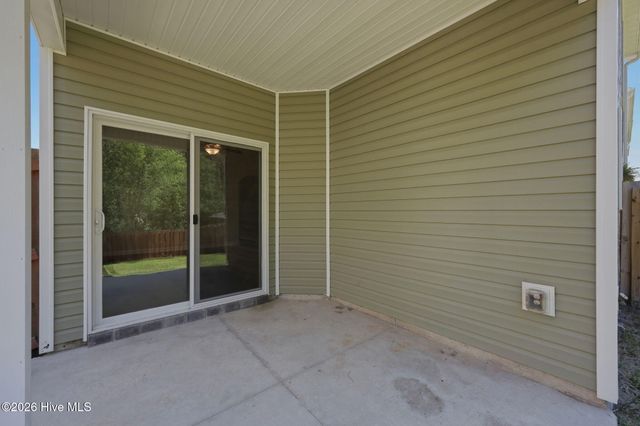 403 Frisco Way, Holly Ridge, NC 28445