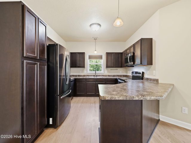 403 Frisco Way, Holly Ridge, NC 28445