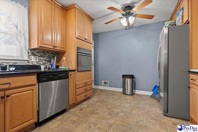 106 Elizabeth Dr, Cheraw, SC 29520