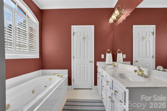 2000 Shadwell Court 26, Gastonia, NC 28056