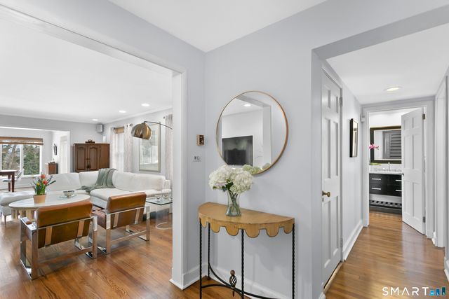 19 Emery Drive, Stamford, CT 06902