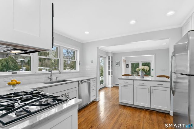 19 Emery Drive, Stamford, CT 06902