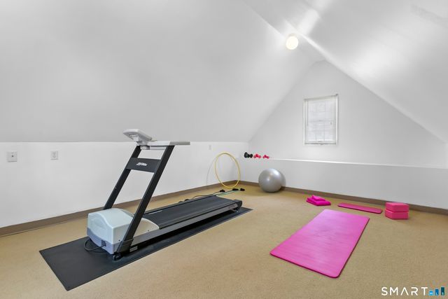 19 Emery Drive, Stamford, CT 06902