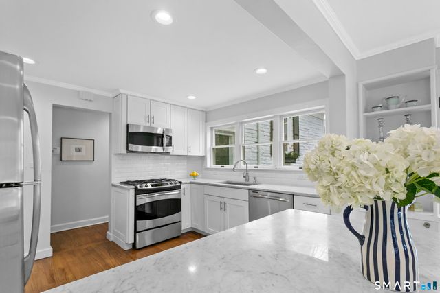 19 Emery Drive, Stamford, CT 06902