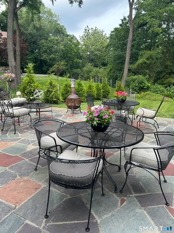 19 Emery Drive, Stamford, CT 06902