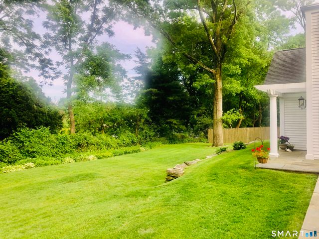 19 Emery Drive, Stamford, CT 06902