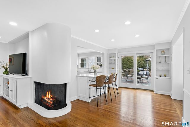 19 Emery Drive, Stamford, CT 06902