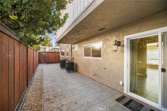 338 W Kelly B, Orange, CA 92866