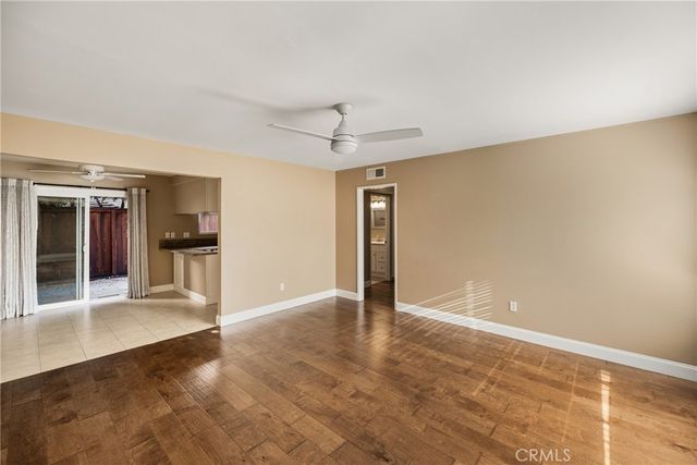 338 W Kelly B, Orange, CA 92866