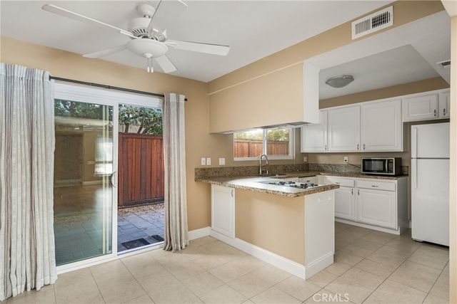 338 W Kelly B, Orange, CA 92866