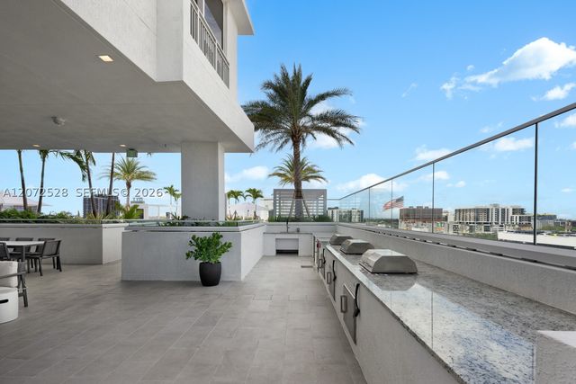 2000 Biscayne Blvd 2615, Miami, FL 33137