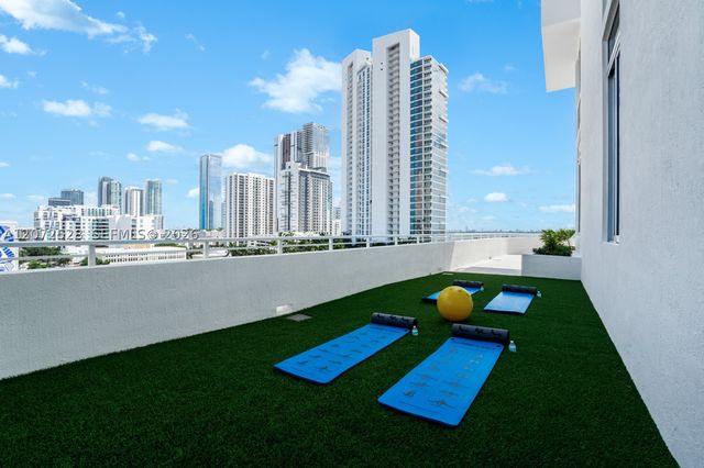 2000 Biscayne Blvd 2615, Miami, FL 33137