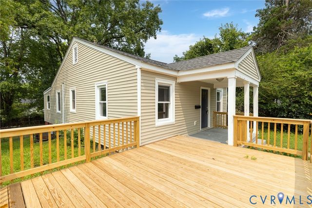 1302 Mount Erin Dr, Richmond, VA 23231