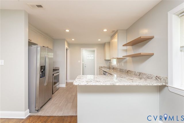 1302 Mount Erin Dr, Richmond, VA 23231