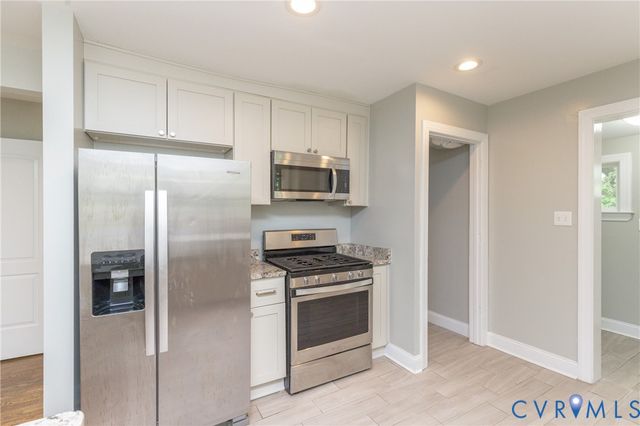 1302 Mount Erin Dr, Richmond, VA 23231