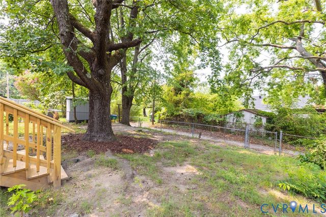 1302 Mount Erin Dr, Richmond, VA 23231