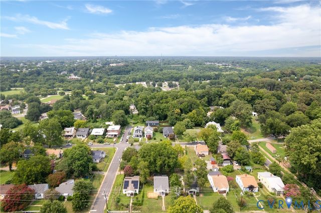 1302 Mount Erin Dr, Richmond, VA 23231
