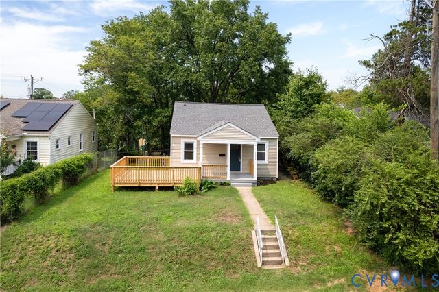 1302 Mount Erin Dr, Richmond, VA 23231