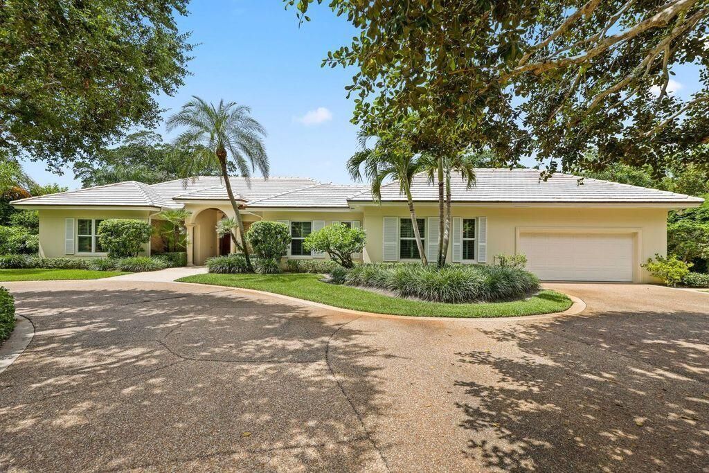 5 Country Road E A, Village Of Golf, FL 33436