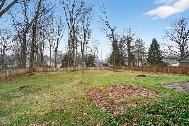 7627 Newton Drive, Mentor, OH 44060