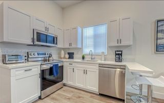 830 SE 14th St 1, Fort Lauderdale, FL 33316